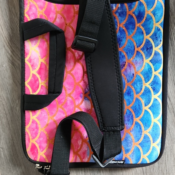 Richen neoprene mermaid pattern laptop/tablet bag - Picture 4 of 7